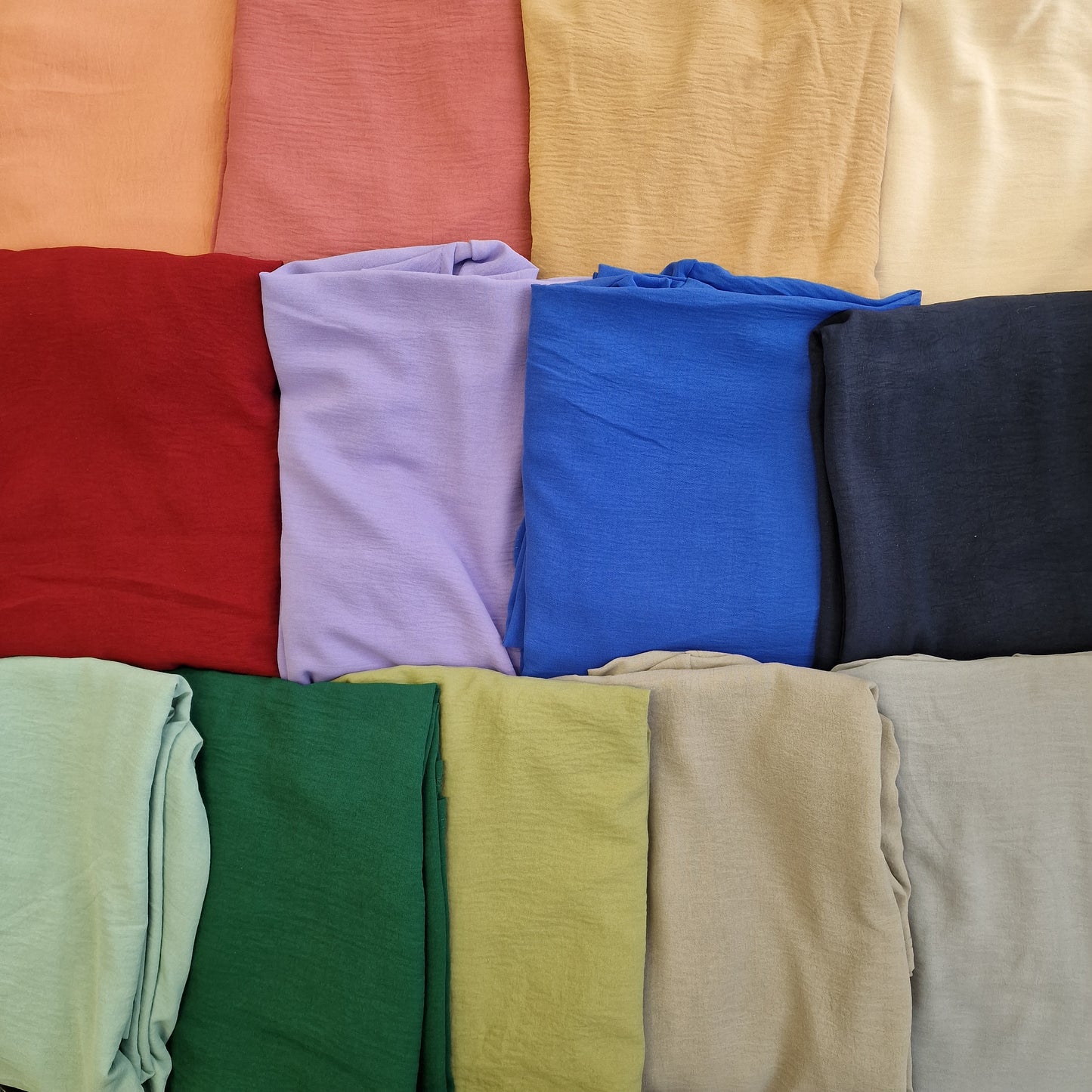 Tenue de prière une pièce avec hijab intégré – Tissu Aerobin