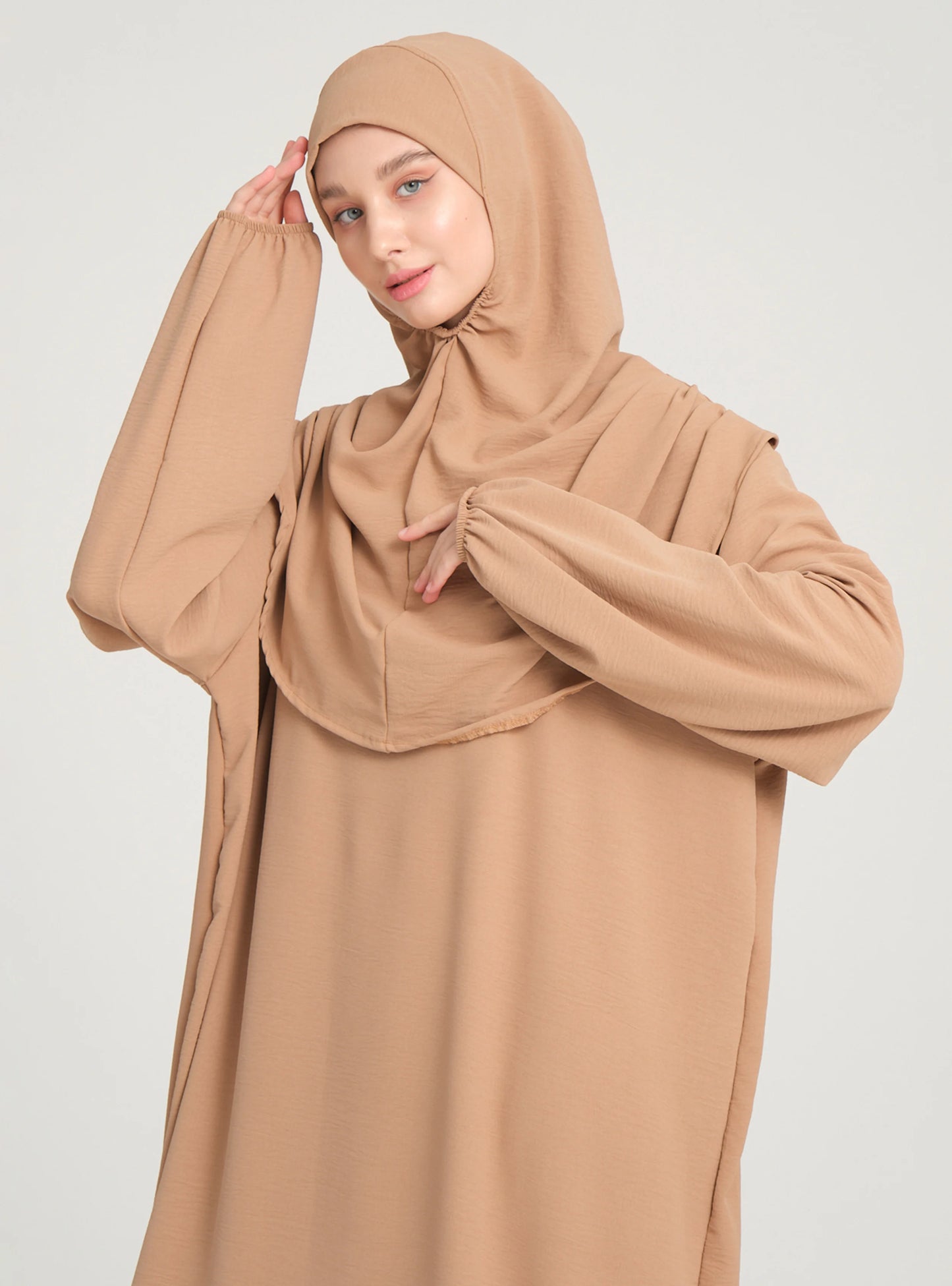 Tenue de prière une pièce avec hijab intégré – Tissu Aerobin